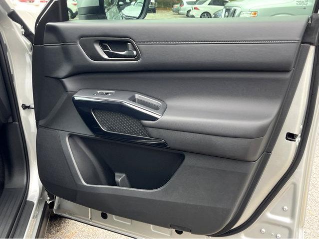 new 2025 Nissan Pathfinder car, priced at $41,775