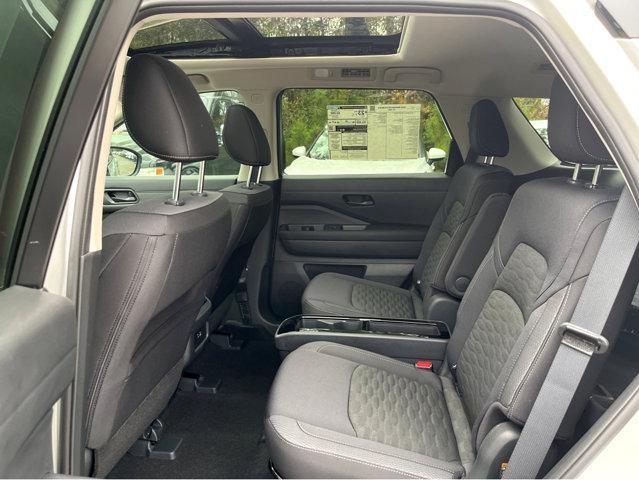 new 2025 Nissan Pathfinder car, priced at $41,775