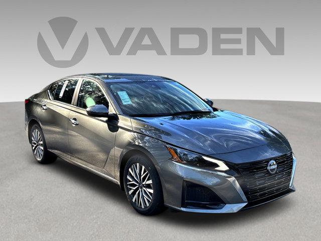 new 2025 Nissan Altima car, priced at $30,750