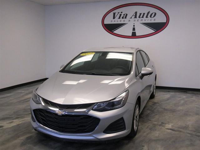 used 2019 Chevrolet Cruze car, priced at $11,900