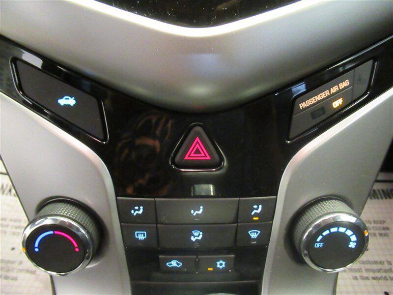used 2016 Chevrolet Cruze Limited car, priced at $10,900