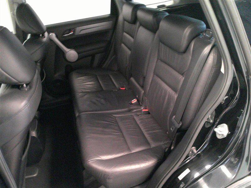 used 2007 Honda CR-V car, priced at $8,900