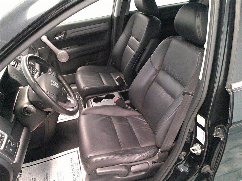 used 2007 Honda CR-V car, priced at $8,900