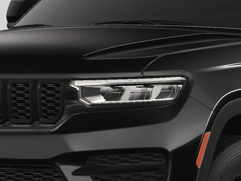 new 2025 Jeep Grand Cherokee car, priced at $47,525