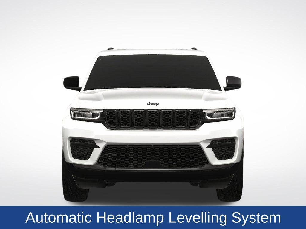 new 2025 Jeep Grand Cherokee car, priced at $46,130