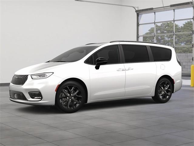 new 2024 Chrysler Pacifica car, priced at $54,016