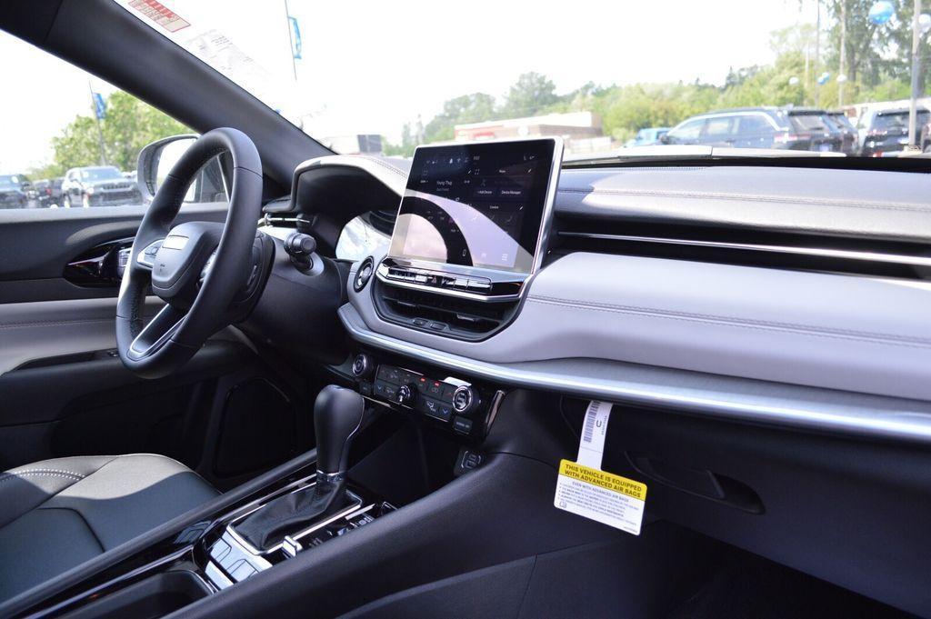 new 2025 Jeep Compass car, priced at $30,492
