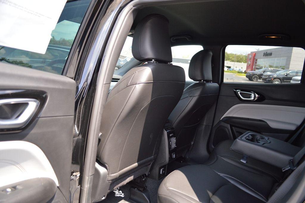 new 2025 Jeep Compass car, priced at $30,492