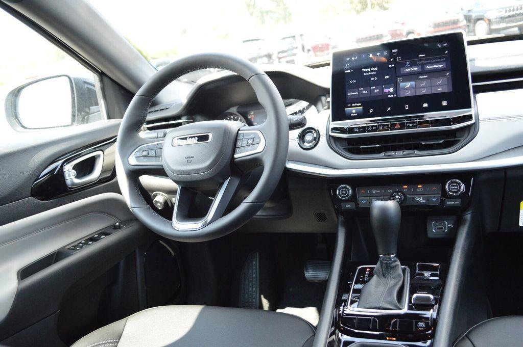 new 2025 Jeep Compass car, priced at $30,492