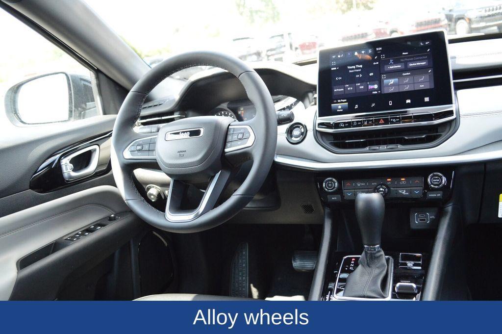 new 2025 Jeep Compass car, priced at $30,492
