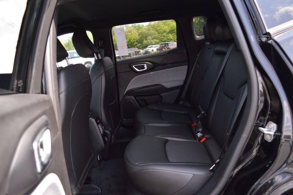 new 2025 Jeep Compass car, priced at $30,249