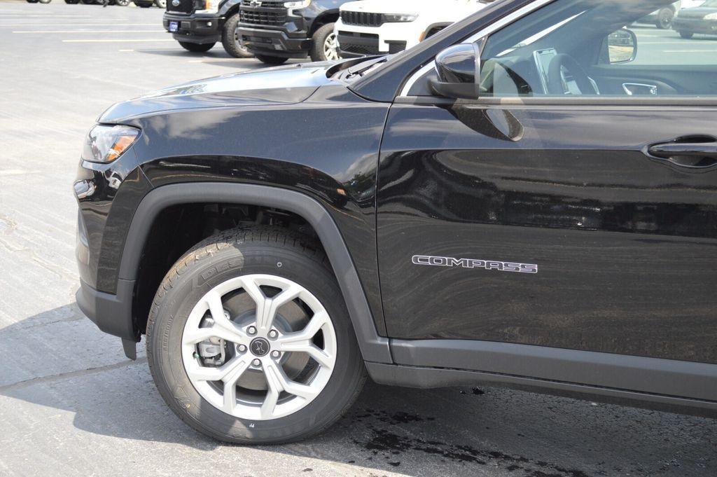 new 2025 Jeep Compass car, priced at $30,249