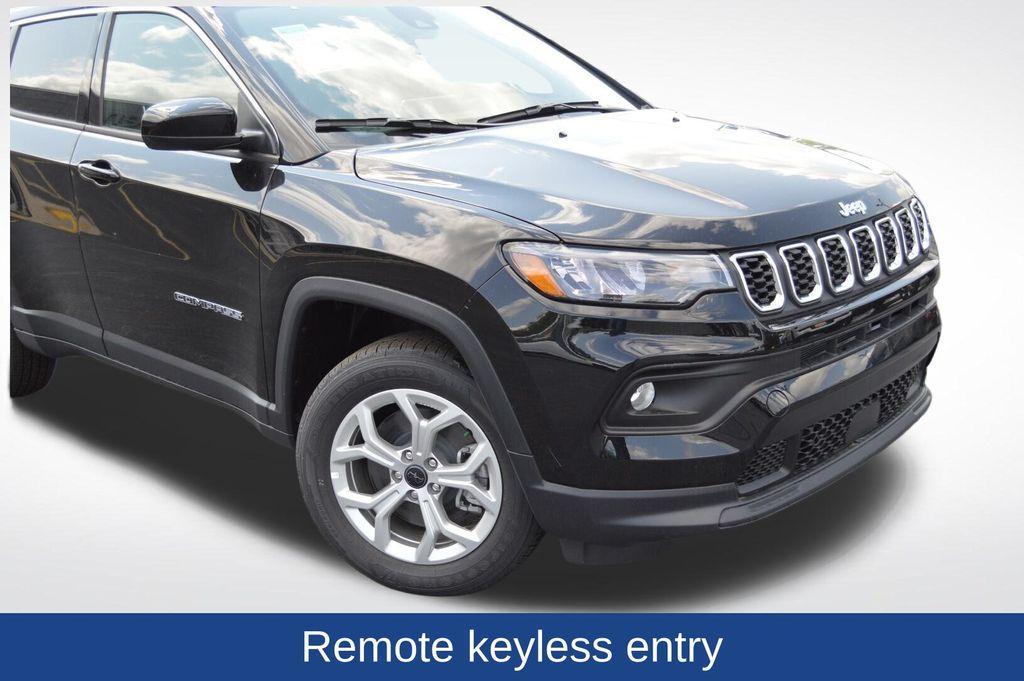new 2025 Jeep Compass car, priced at $30,249