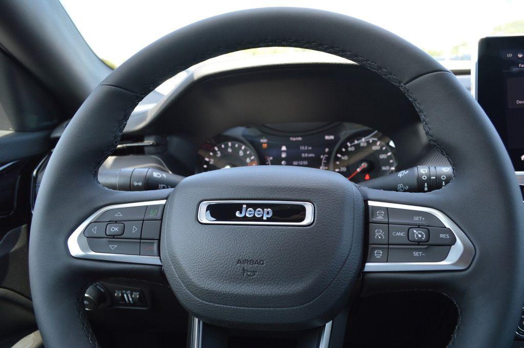 new 2025 Jeep Compass car, priced at $37,105