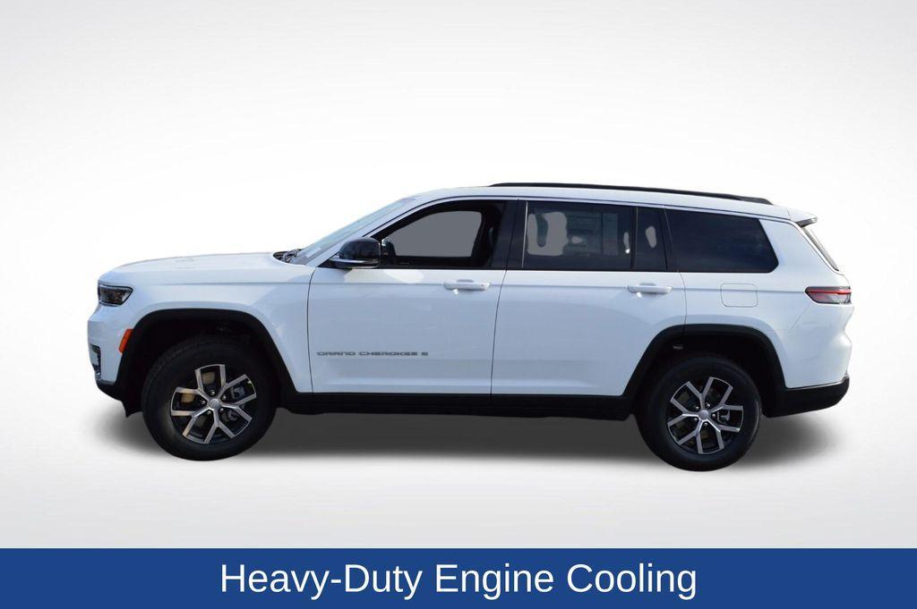 new 2025 Jeep Grand Cherokee L car, priced at $49,395