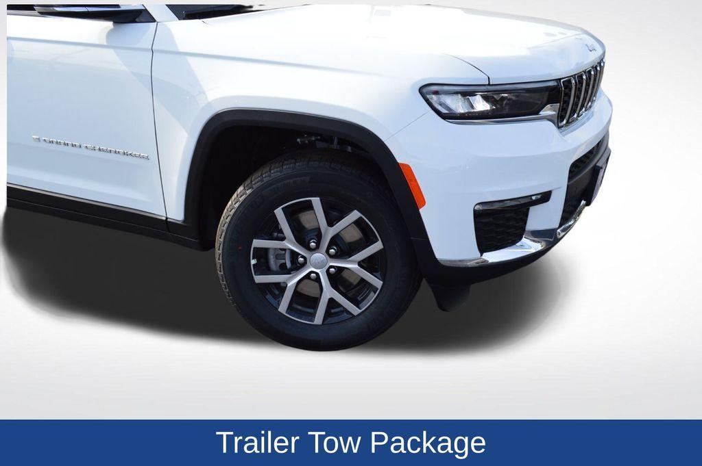 new 2025 Jeep Grand Cherokee L car, priced at $49,395