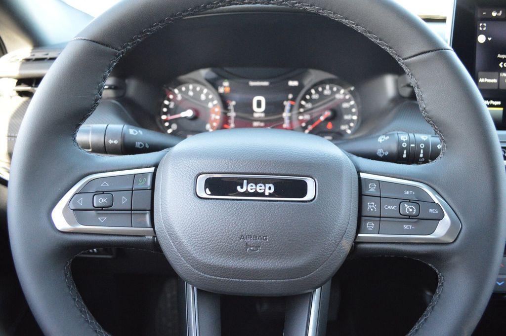new 2025 Jeep Compass car, priced at $37,105