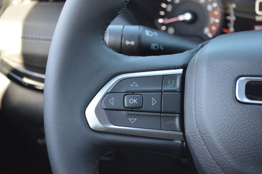 new 2025 Jeep Compass car, priced at $37,105