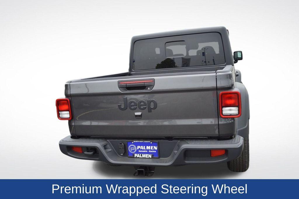 new 2025 Jeep Gladiator car, priced at $47,935