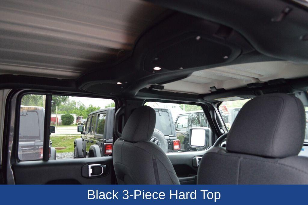new 2025 Jeep Gladiator car, priced at $47,935