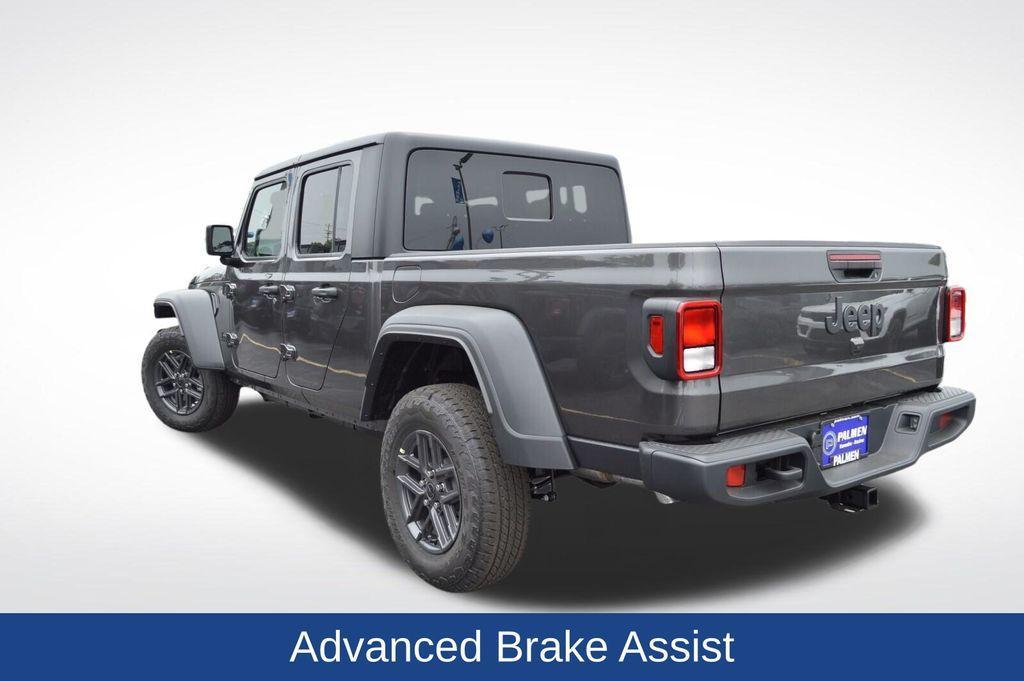 new 2025 Jeep Gladiator car, priced at $47,935