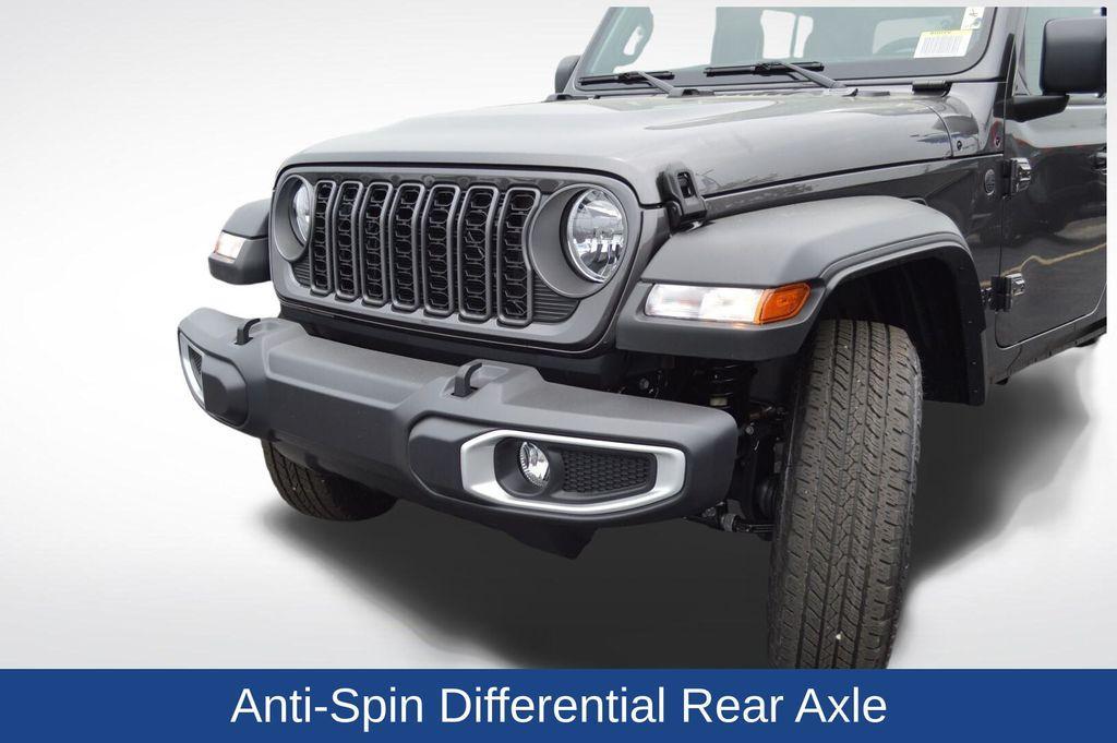 new 2025 Jeep Gladiator car, priced at $47,935