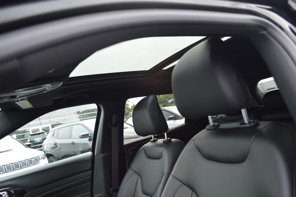 new 2025 Jeep Compass car, priced at $36,105