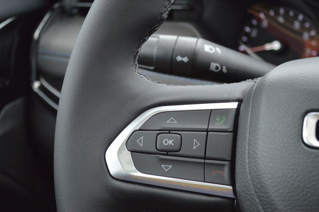 new 2025 Jeep Compass car, priced at $36,105