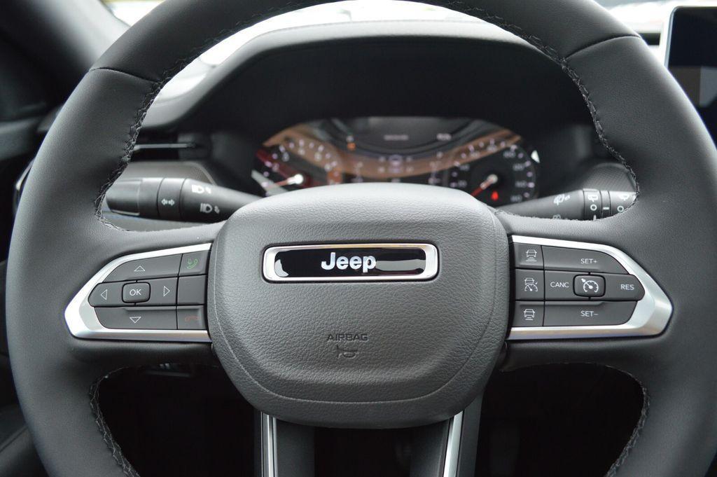 new 2025 Jeep Compass car, priced at $36,105