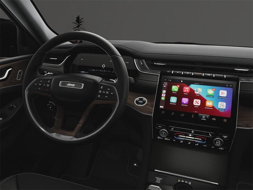 new 2025 Jeep Grand Cherokee car, priced at $46,340