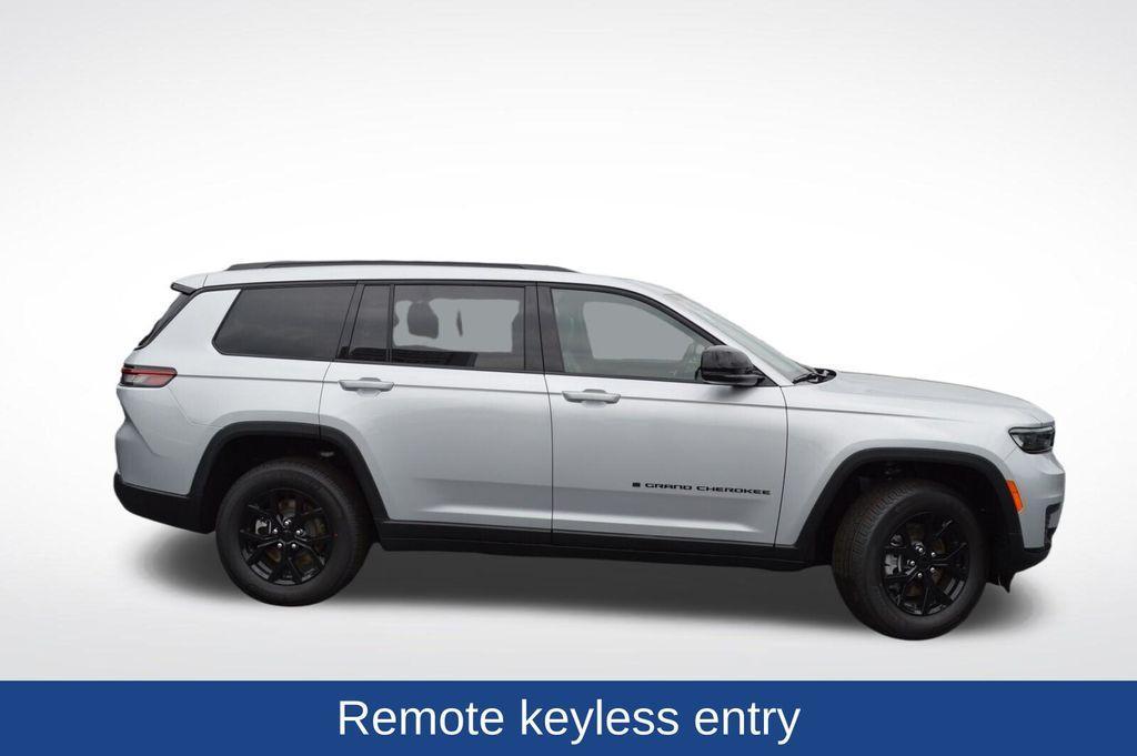 new 2025 Jeep Grand Cherokee L car, priced at $46,736