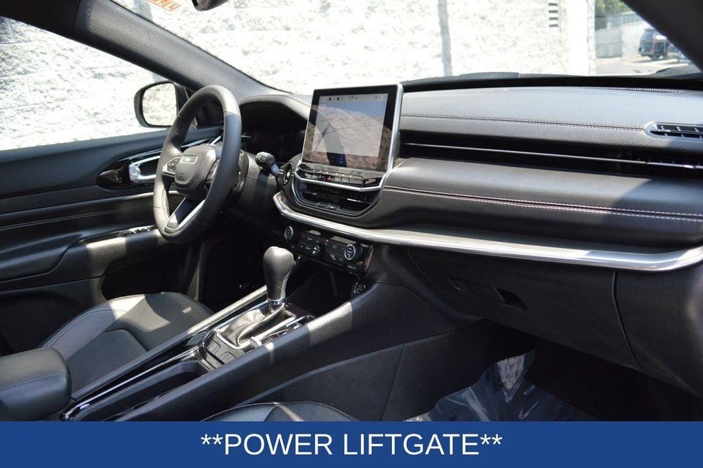 used 2024 Jeep Compass car, priced at $27,900
