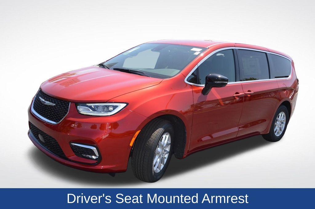 new 2025 Chrysler Pacifica car, priced at $42,947