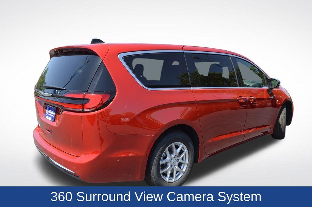 new 2025 Chrysler Pacifica car, priced at $42,947