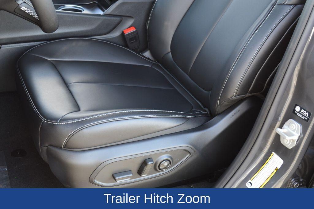 new 2025 Jeep Grand Cherokee car, priced at $46,240