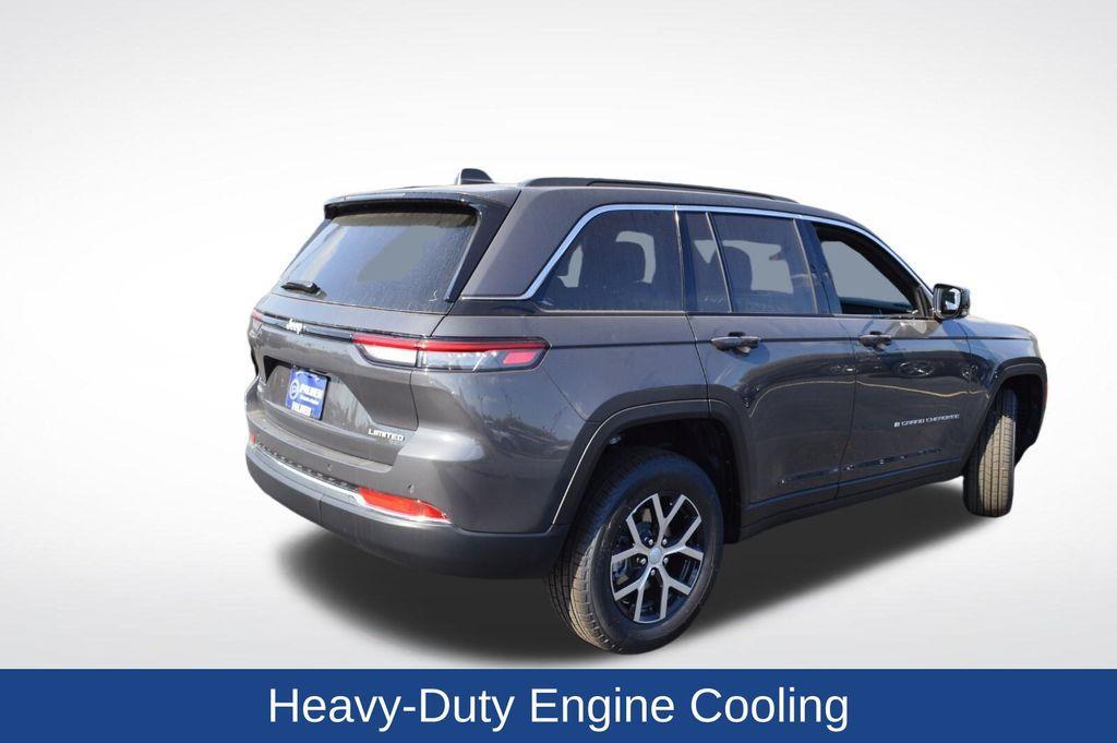 new 2025 Jeep Grand Cherokee car, priced at $46,240