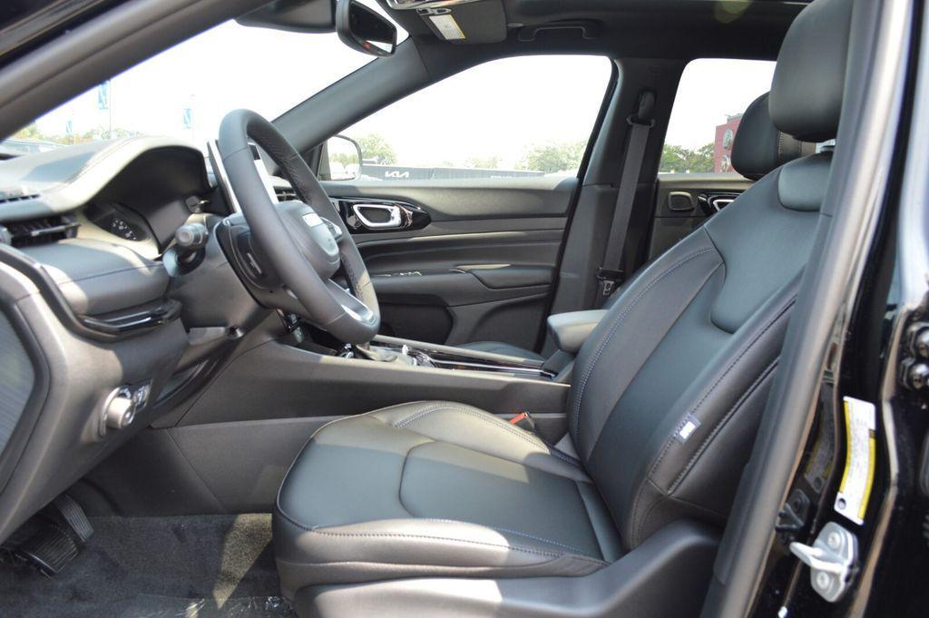 new 2025 Jeep Compass car, priced at $35,605