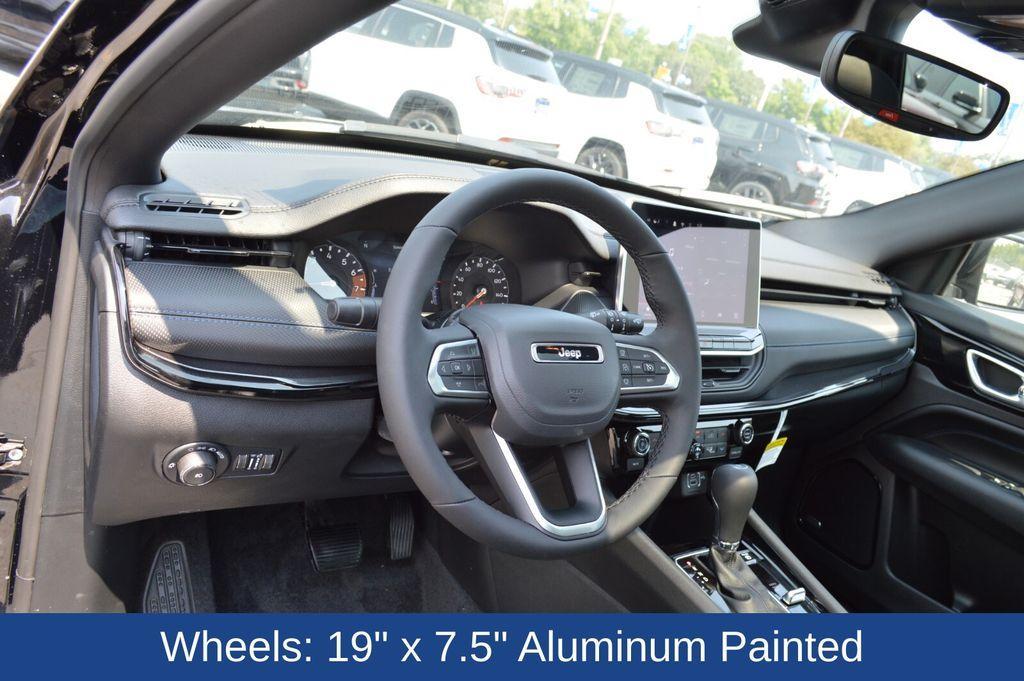 new 2025 Jeep Compass car, priced at $35,605