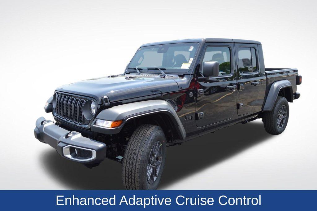 new 2025 Jeep Gladiator car, priced at $47,935