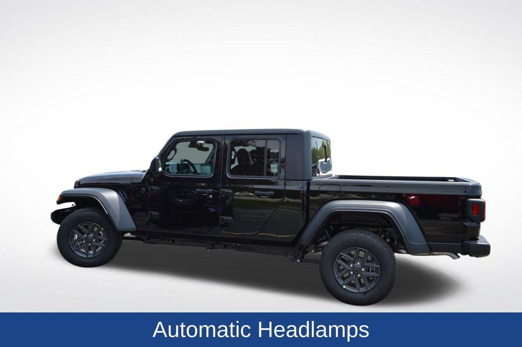 new 2025 Jeep Gladiator car, priced at $47,935