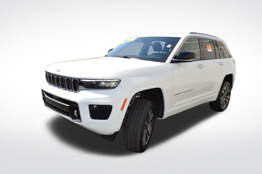 used 2023 Jeep Grand Cherokee car, priced at $39,000
