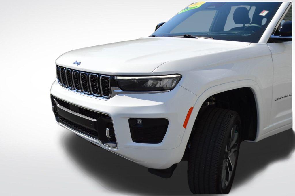 used 2023 Jeep Grand Cherokee car, priced at $39,000