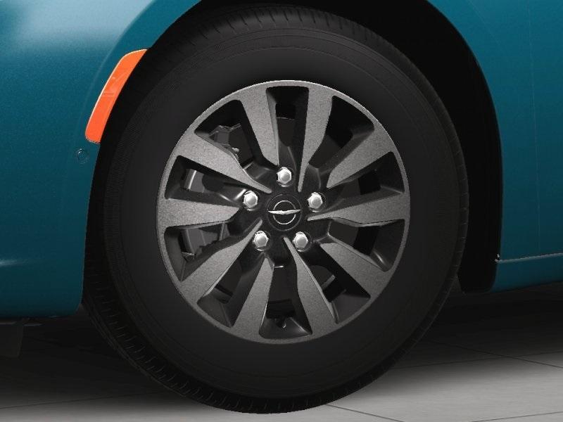 new 2025 Chrysler Pacifica Hybrid car, priced at $38,202