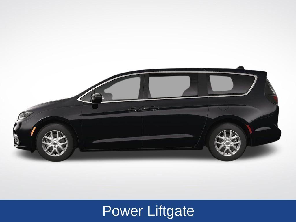 new 2025 Chrysler Pacifica car, priced at $43,945