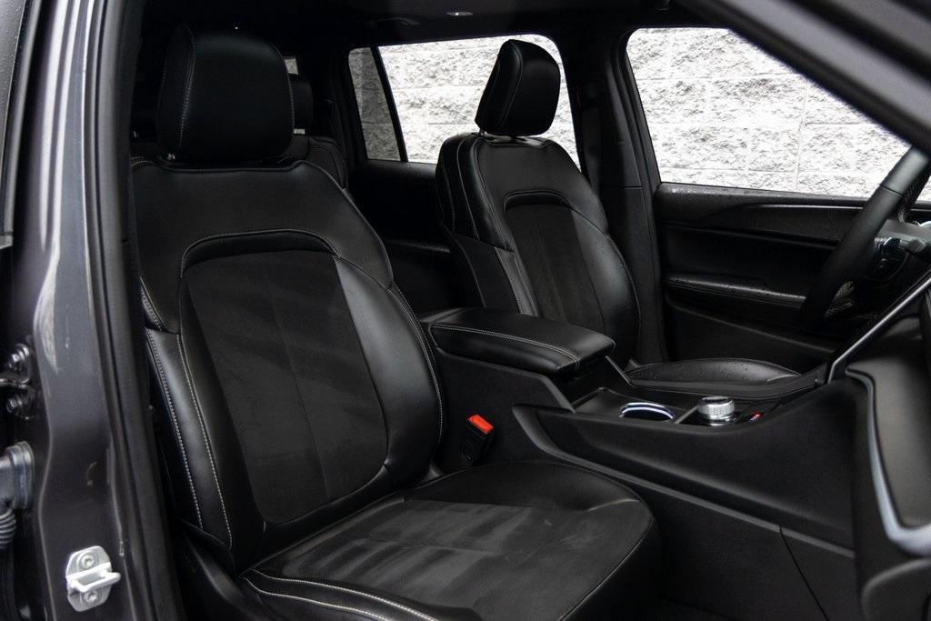 used 2024 Jeep Grand Cherokee L car, priced at $38,900
