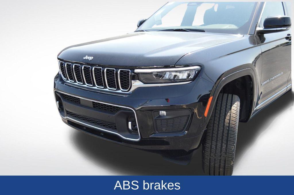 new 2025 Jeep Grand Cherokee L car, priced at $61,295