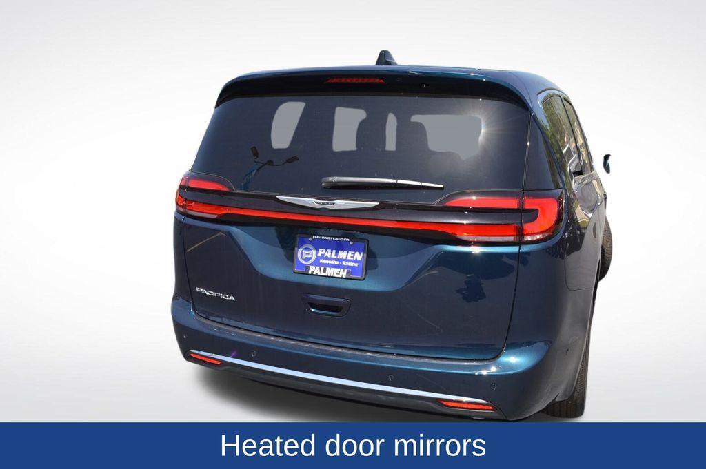 new 2025 Chrysler Pacifica car, priced at $42,947