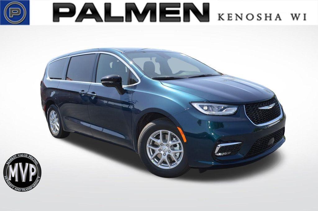 new 2025 Chrysler Pacifica car, priced at $44,333
