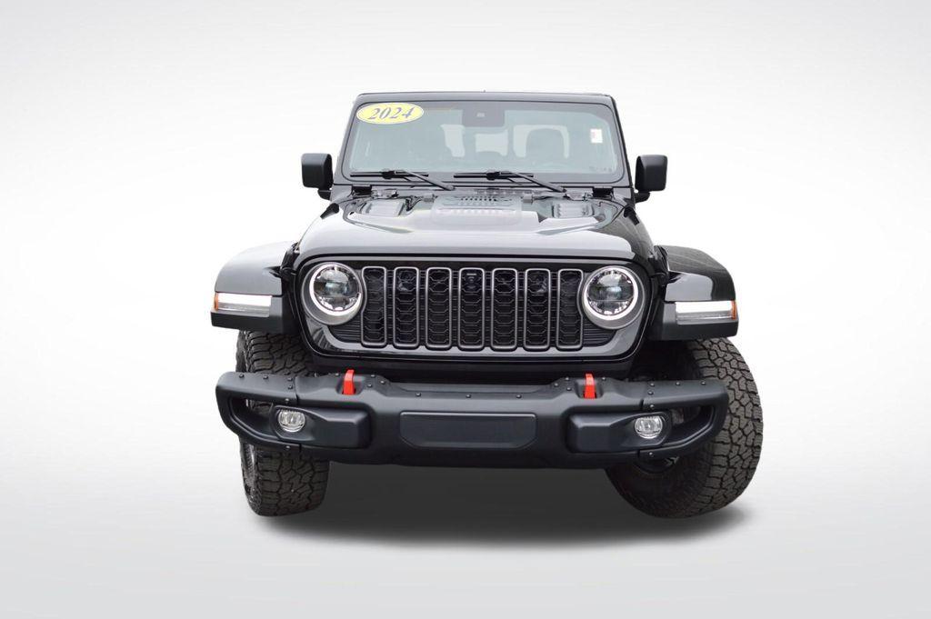 used 2024 Jeep Gladiator car, priced at $48,500