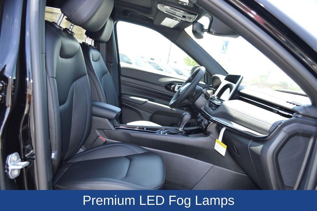 new 2025 Jeep Compass car, priced at $36,830